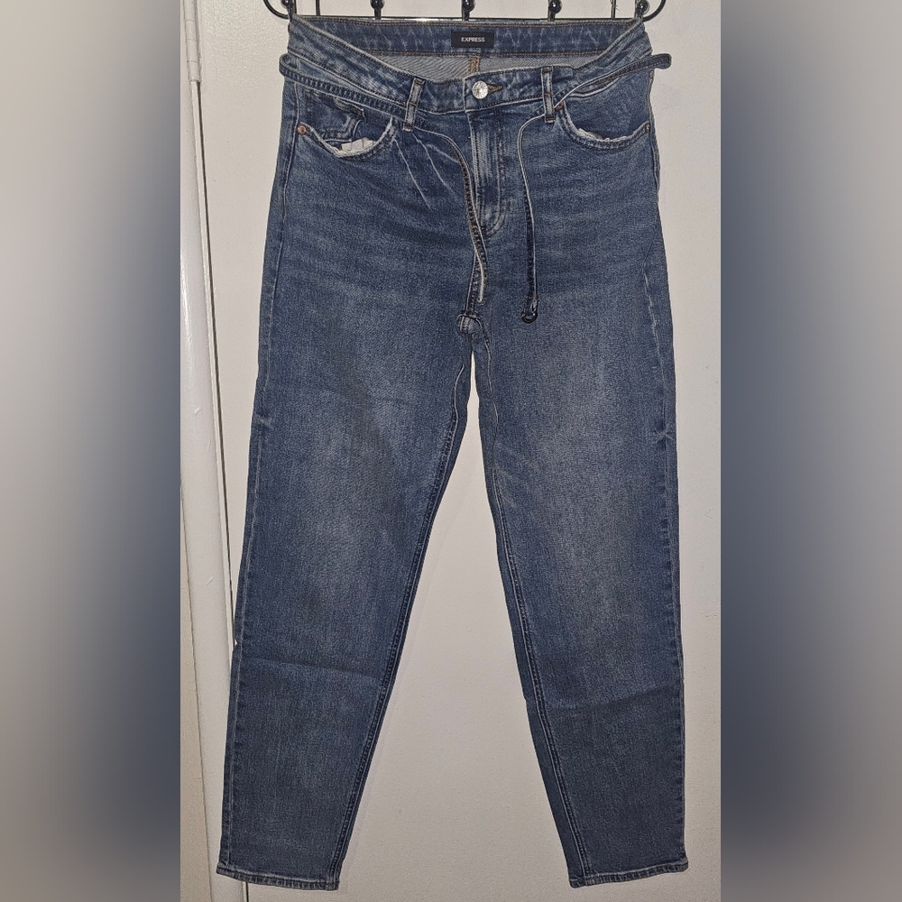 👖 Express Relaxed Tapered High Rise Jeans – Conscious Edit – Size 6R